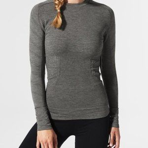 BLANQI LONG SLEEVE CONTOUR BASELAYER. NWT.